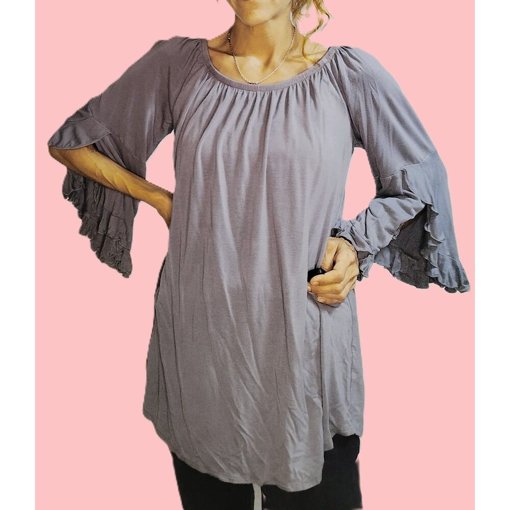 Camille & Co ~ Ash Grey Flowy Boho Top ~ Size Medium